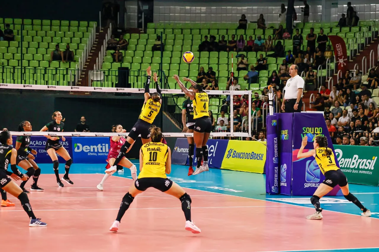 Dentil/Praia Clube vence Maringá e consolida a busca pela liderança da Superliga 2025/26