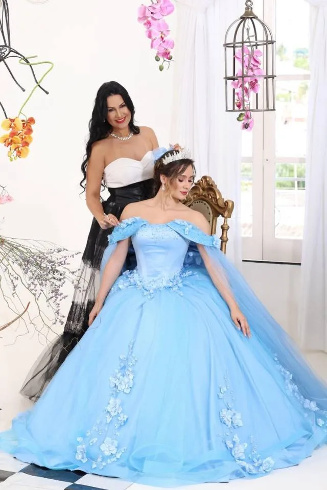 Maísa Pires lança coleção Gold Debutantes em experiência inspirada em “Alice no País das Maravilhas”