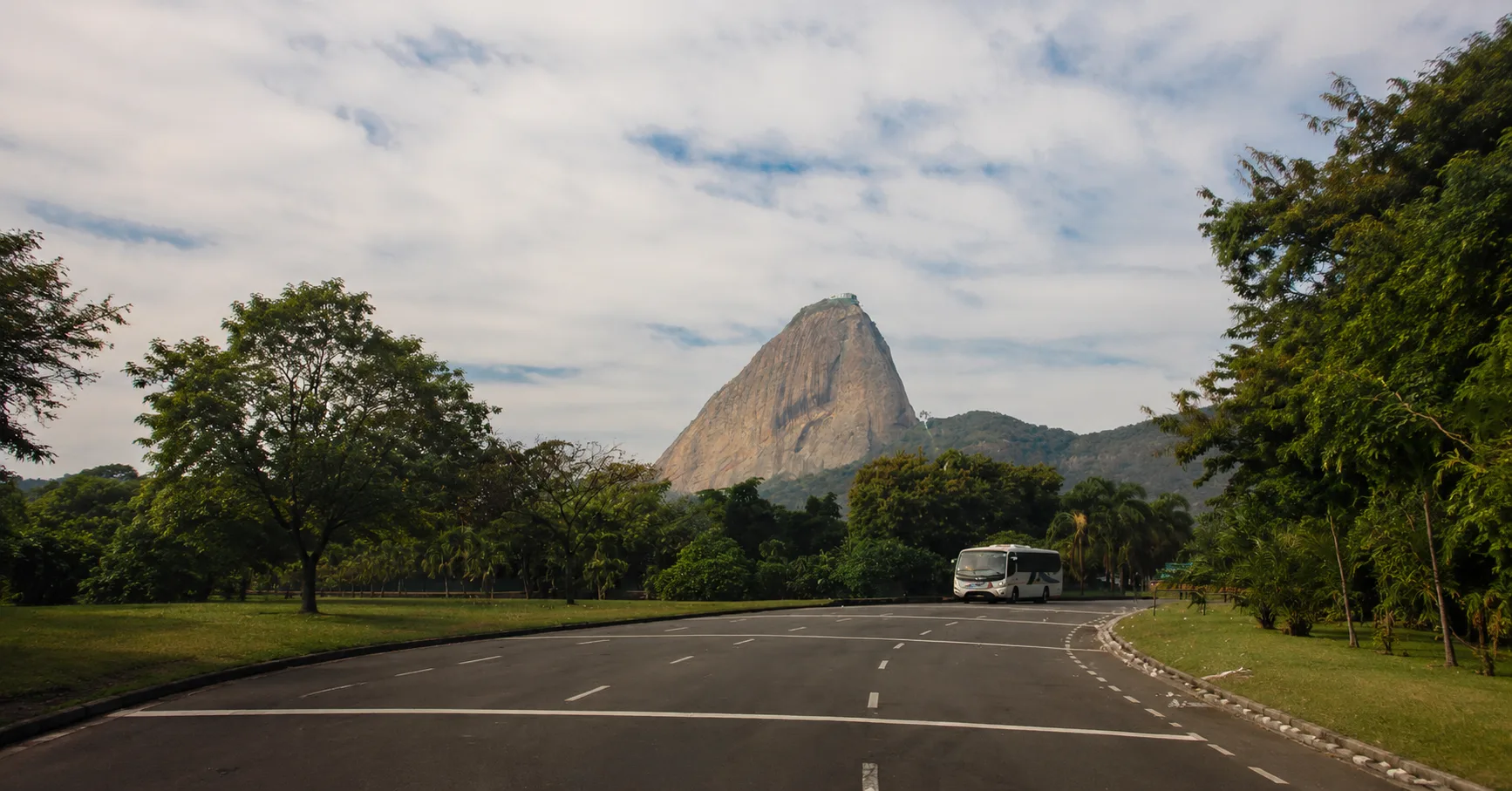 Dicas Práticas para Garantir Passagens do Rio para SP Mais Econômicas