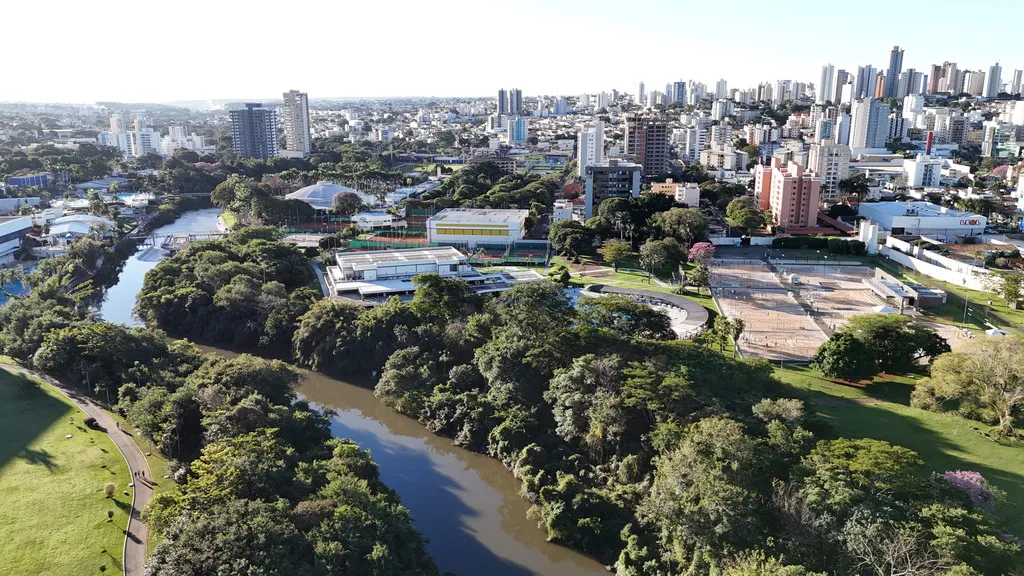 4ª Reunião do Fórum Mineiro de Comitês de Bacias Hidrográficas em Uberlândia debate a gestão dos recursos hídricos em Minas Gerais.