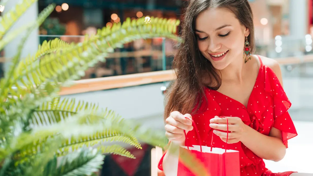 Como acertar no presente ao escolher um perfume para alguém especial