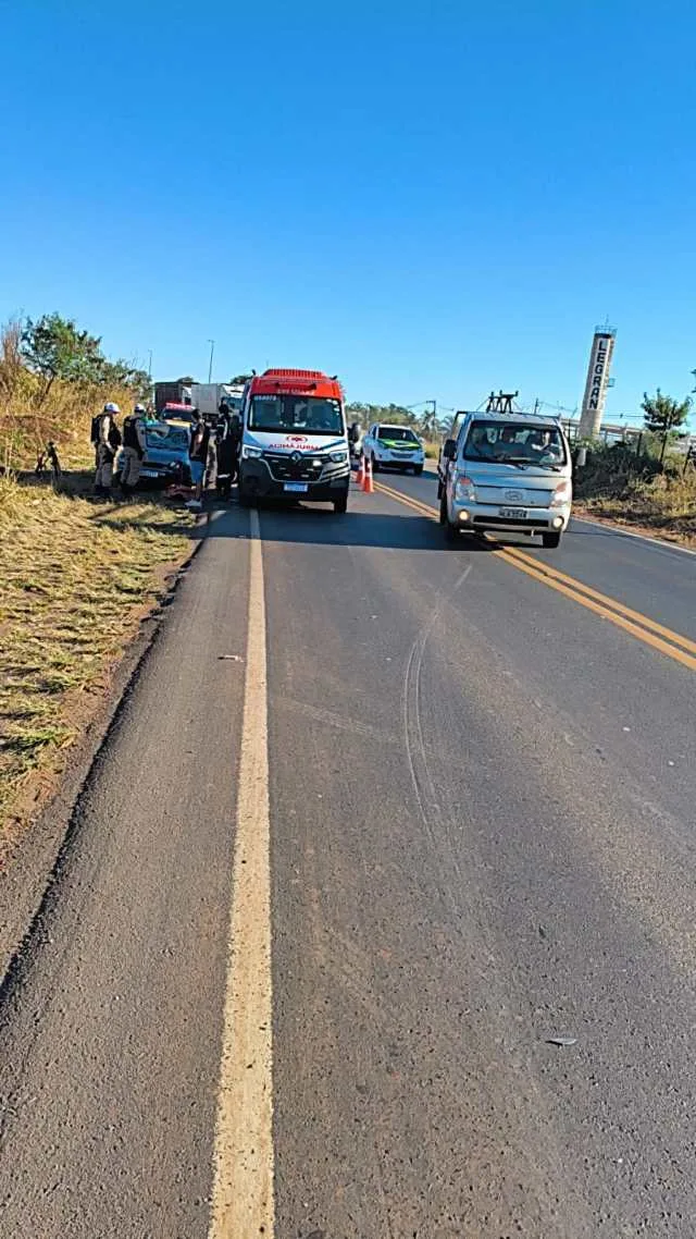 Idoso morre após acidente entre bicicleta e carro na MGC-497, em Uberlândia