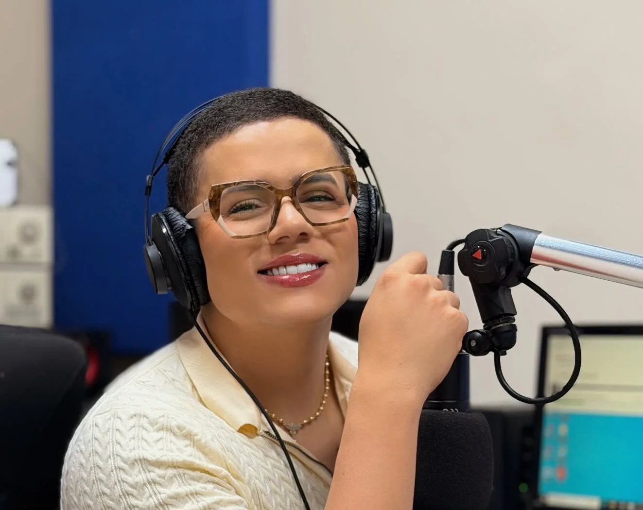 Emanuel Chaves marca estreia na Rádio Uberaba 89,9 FM e consolida nova fase no rádio mineiro